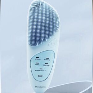 DERMALACTIVES PureSkin Cleansing Brush
Brand New in Factory Sealed Box